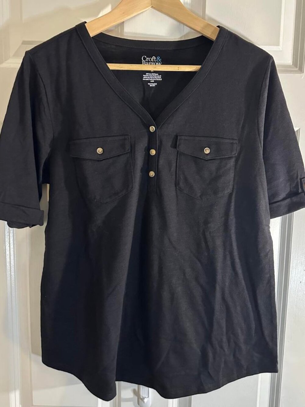 Croft & Barrow Black Utility Henley Top - Size M - Picture 4 of 4